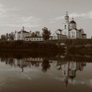 Михаило-Архангельский собор и Свято-Симеоновская церковь
